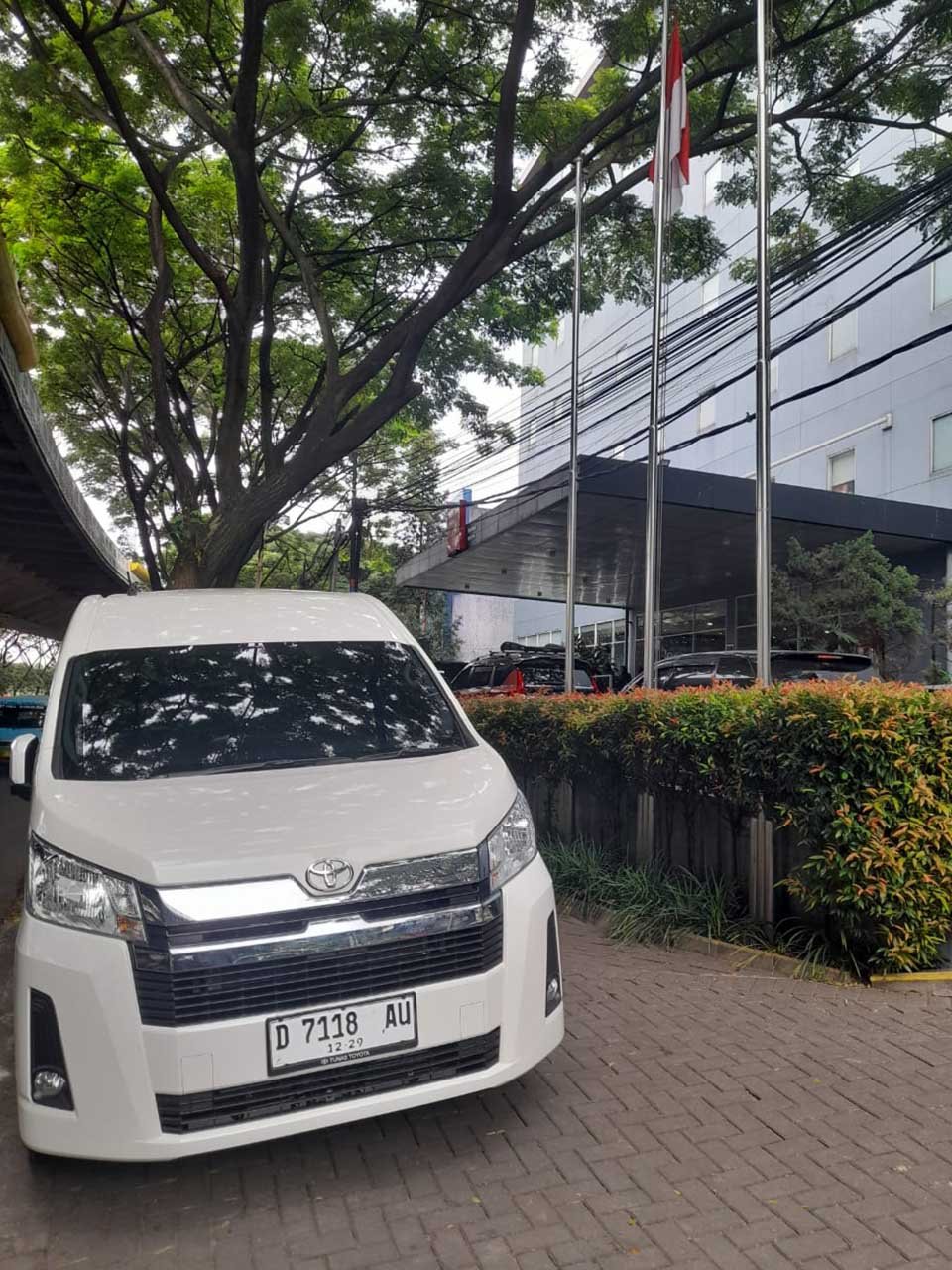 galeri sewa hiace bandung (4) galeri sewa hiace bandung (4)
