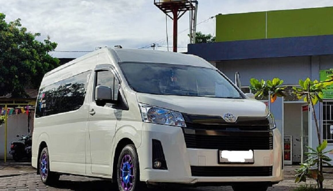 Sewa Hiace Bandung, Solusi Terbaik untuk Perjalanan Nyaman dan Berkesan