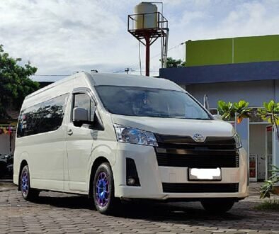 Sewa Hiace Bandung, Solusi Terbaik untuk Perjalanan Nyaman dan Berkesan
